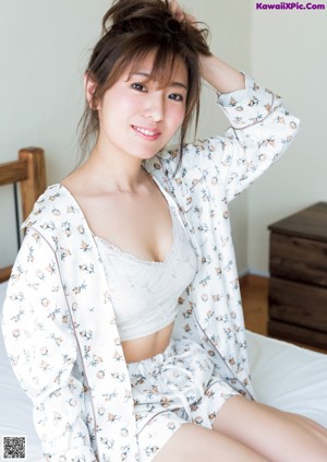 Yumeno Shirato 白戸ゆめの, Young Jump 2022 No.27 (ヤングジャンプ 2022年27号)